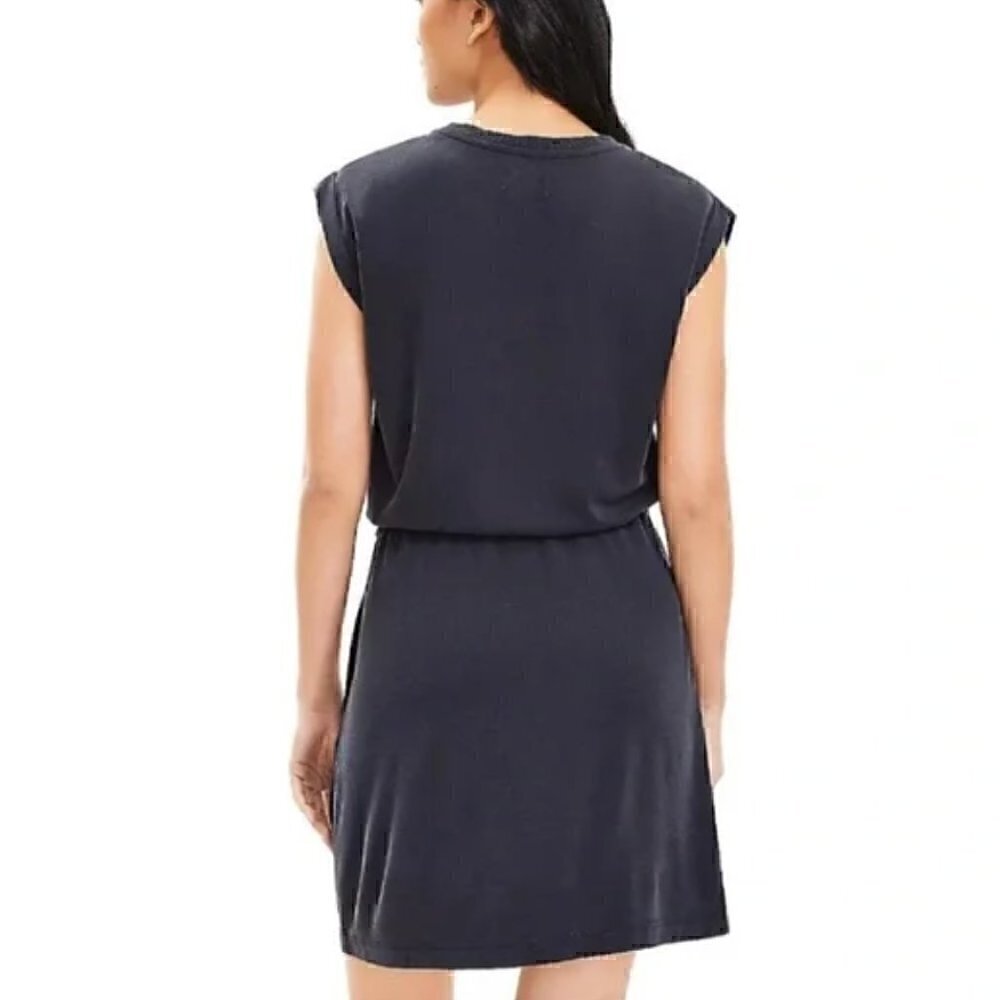 ANN TAYLOR LOFT Outlet Solid Black Cuffed Short S… - image 4